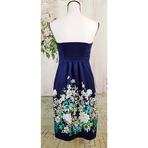 Blue floral Old Navy strapless midi dress size 10 - Picture 3 of 7